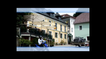 thumbnail of medium Bergauf_Wachau